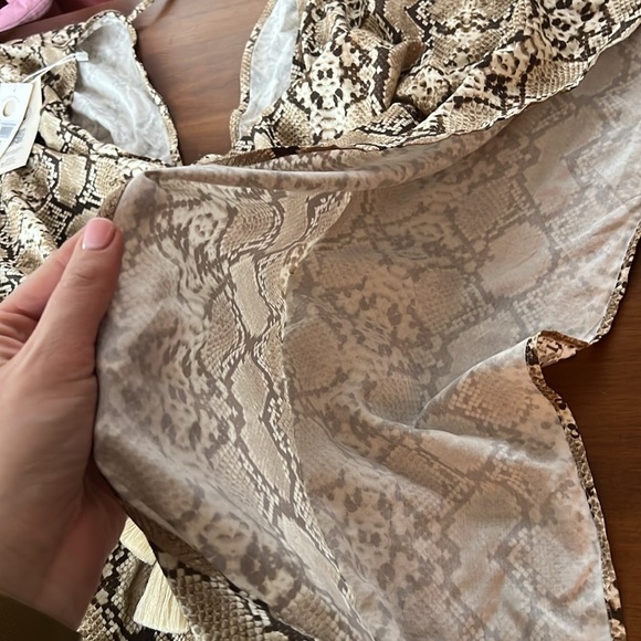 NWT maaji kaftan - Picture 7 of 11